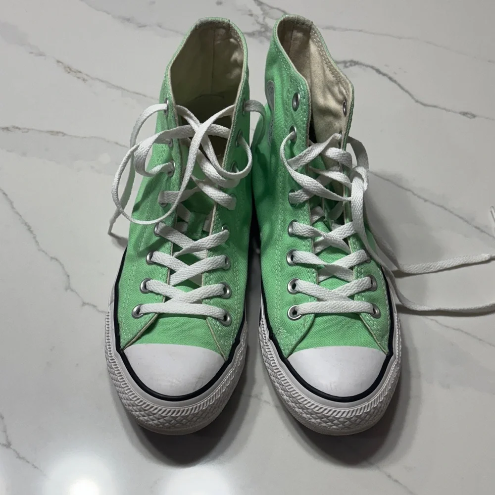 Converse High-Top Sneakers - Light Green